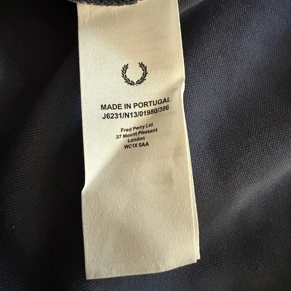 Fred Perry track jacket - Picture 10 of 10